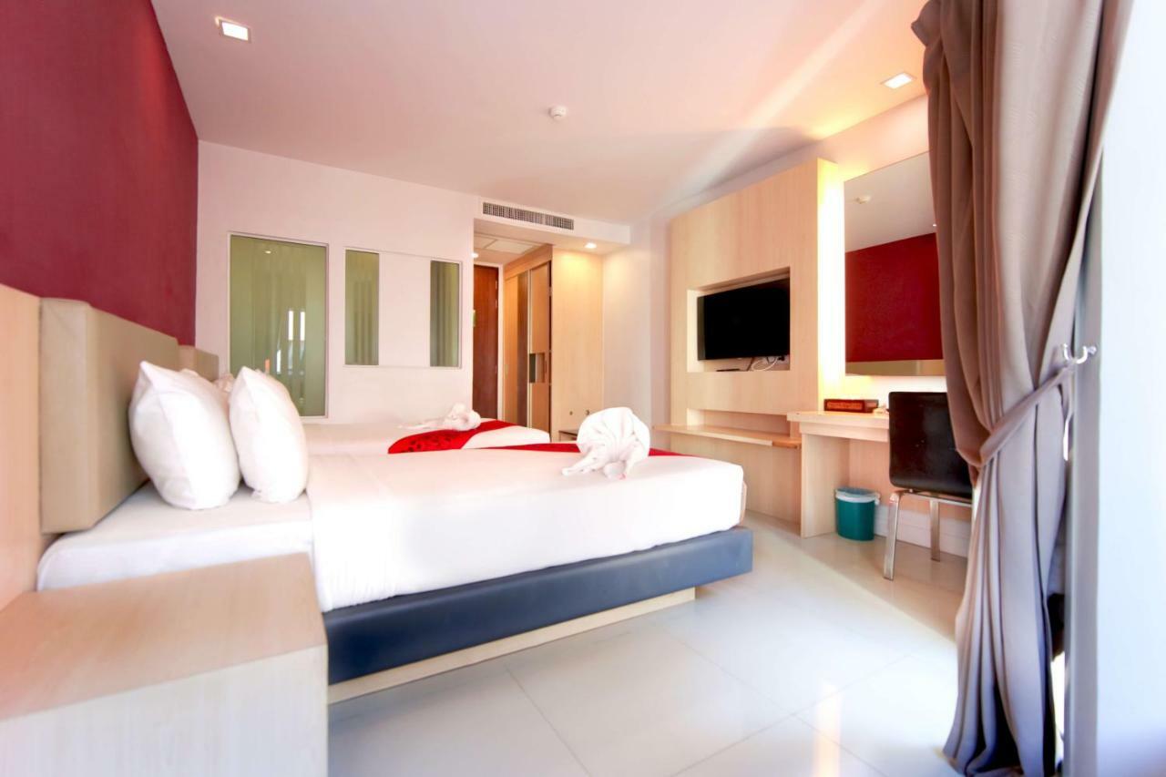 Andatel Grande Patong Phuket Exterior photo